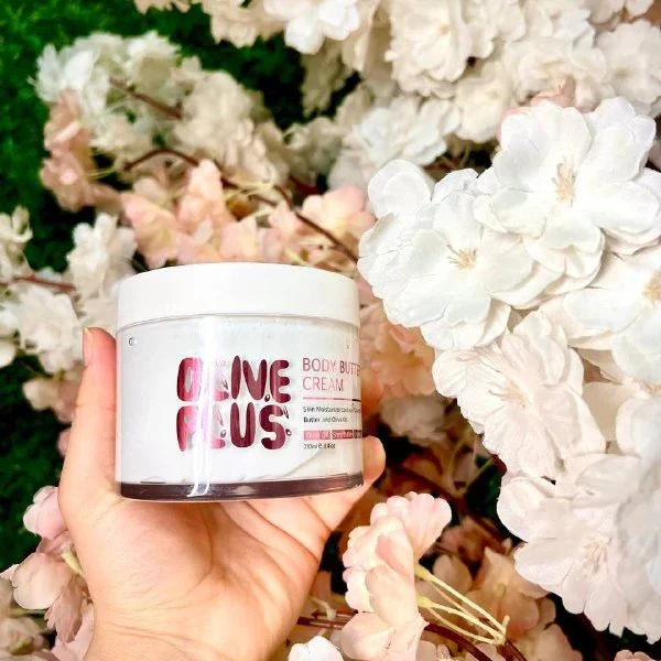 🧴 زبدة الجسم المنعشة – Olive Plus (Musk Fragrance) السعر العادي50.00 NIS